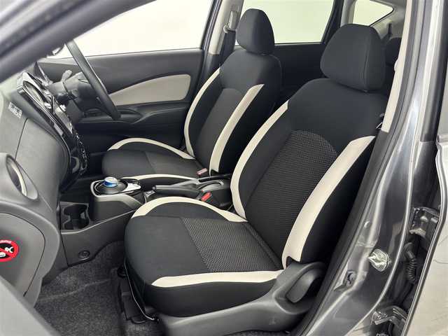 日産 ノート e－パワー X 福井県 2019(令1)年 4.2万km ダークメタルグレー carrozzeriaナビ/CD/DVD/Bluetooth/TV/バックカメラ/レーンキープアシスト/横滑り防止装置/オートライト/スマートキー/ETC