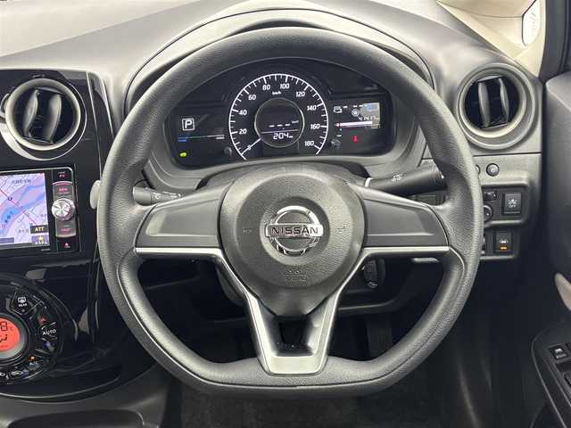 日産 ノート e－パワー X 福井県 2019(令1)年 4.2万km ダークメタルグレー carrozzeriaナビ/CD/DVD/Bluetooth/TV/バックカメラ/レーンキープアシスト/横滑り防止装置/オートライト/スマートキー/ETC