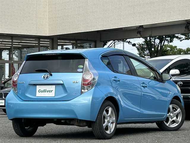 トヨタ アクア S 宮城県 2012(平24)年 14.4万km クールソーダメタリック メモリナビ/ＤＶＤ／ＣＤ／Ｂｌｕｅｔｏｏｔｈ/フルセグＴＶ/クルーズコントロール/オートライト/アイドリングストップ/シートヒーター/純正フロアマット/ハロゲンヘッドライト