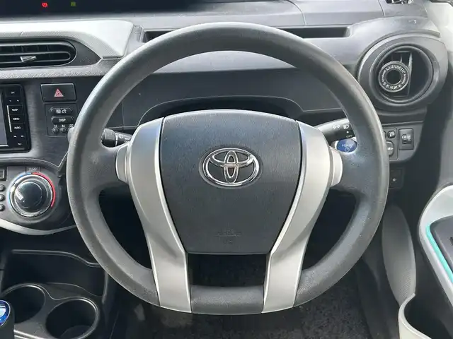 トヨタ アクア S 宮城県 2012(平24)年 14.4万km クールソーダメタリック メモリナビ/ＤＶＤ／ＣＤ／Ｂｌｕｅｔｏｏｔｈ/フルセグＴＶ/クルーズコントロール/オートライト/アイドリングストップ/シートヒーター/純正フロアマット/ハロゲンヘッドライト