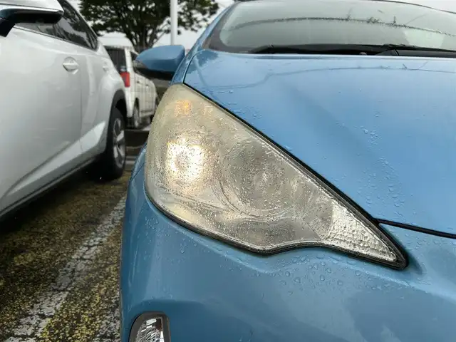トヨタ アクア S 宮城県 2012(平24)年 14.4万km クールソーダメタリック メモリナビ/ＤＶＤ／ＣＤ／Ｂｌｕｅｔｏｏｔｈ/フルセグＴＶ/クルーズコントロール/オートライト/アイドリングストップ/シートヒーター/純正フロアマット/ハロゲンヘッドライト