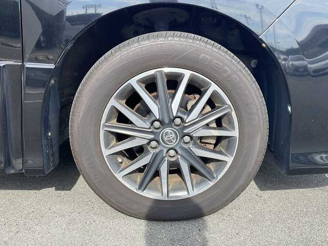 トヨタ ヴォクシー ZS 煌Ⅱ 静岡県 2016(平28)年 7.9万km ブラック プッシュスタート/スマートキー/純正ナビ/　フルセグTV/BTオーディオ/DVD/バックカメラ /両側パワースライドドア/オートライト/LEDヘッドライト/衝突軽減ブレーキ/レーンキープアシスト