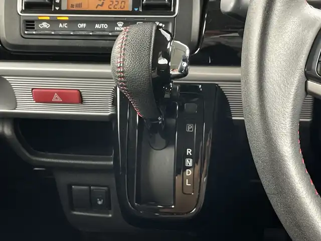 スズキ スペーシア カスタム HYBRID XS 愛知県 2018(平30)年 4.3万km ブリスクブルーM 純正7インチＳＤナビ(KXM-E503W)/フルセグ/ＣＤ/ＤＶＤ/Ｂｌｕｅｔｏｏｔｈ　/バックカメラ/ドライブレコーダー　/両側パワースライドドア　　/衝突軽減ブレーキ　/レーンキープアシスト　/ハーフレザーシート　/運転席シートヒーター/LEDヘッドライト/純正15インチアルミホイール/革巻きステアリング/リアスリムサーキュレーター/パーソナルテーブルリア左右/スマートキー