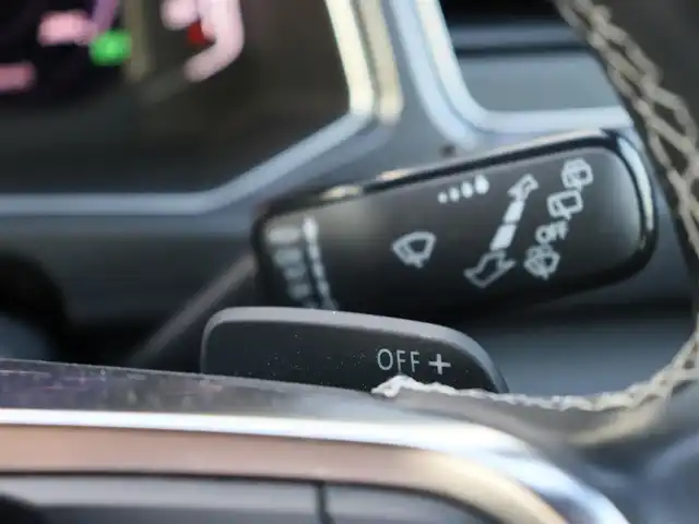 フォルクスワーゲン Ｔ－ロック TDI Rライン 宮城県 2021(令3)年 5.2万km 白 デジタルコクピット/純正ナビ/・Bluetooth・タイプC/・appleCarplay・androidauto・mirrorlink/ＩＱドライブ/・アダプティブクルーズコントロール/・フロントアシスト/・ブラインドスポットアシスト/・レーンキープアシスト/・疲労検知システム/バックカメラ/パワーテールゲート/パドルシフト/オートブレーキホールド/オートハイビーム/デュアルオートエアコン/アイドリングストップ/スマートキー・プッシュスタート/純正１９インチＡＷ/ルーフレール/ＬＥＤヘッドライト
