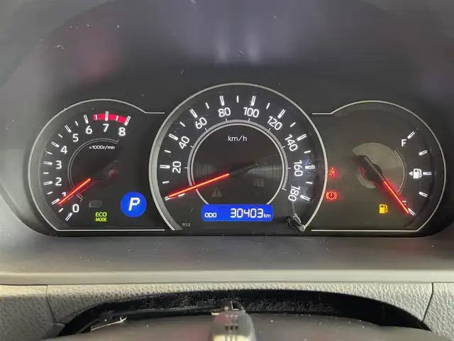 トヨタ ヴォクシー ZS 煌 岩手県 2018(平30)年 3.1万km ホワイトパールクリスタルシャイン ４WD/両側パワースライドドア/ロールサンシェード/衝突被害軽減システム/MTモード付きAT/アイドリングストップ/クルーズコントロール/横滑り防止装置/ETC2.0/バックカメラ/フルセグTV/純正ナビ　/ドライブレコーダー/純正アルミホイール16インチ/純正LEDヘッドライト/レーンアシスト/オートライト/オートマチックハイビーム/３列シート