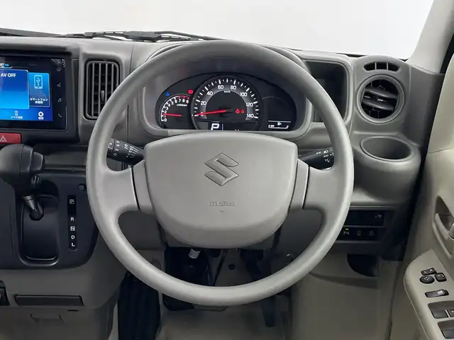 スズキ エブリイ JOINターボ 鹿児島県 2025(令7)年 0.1千km 緑 禁煙車/スズキセーフティーサポート/・衝突被害軽減ブレーキ/・後退時抑制ブレーキ/・車線逸脱警報/純正ディスプレイオーディオ/（Bluetooth/AM/FM）/両側パワースライドドア/ヘッドライトレベライザー/レーンキープアシスト/バックカメラ/シートヒーター/リア席クーラー/USBソケット×２/スマートキー/スペアキー