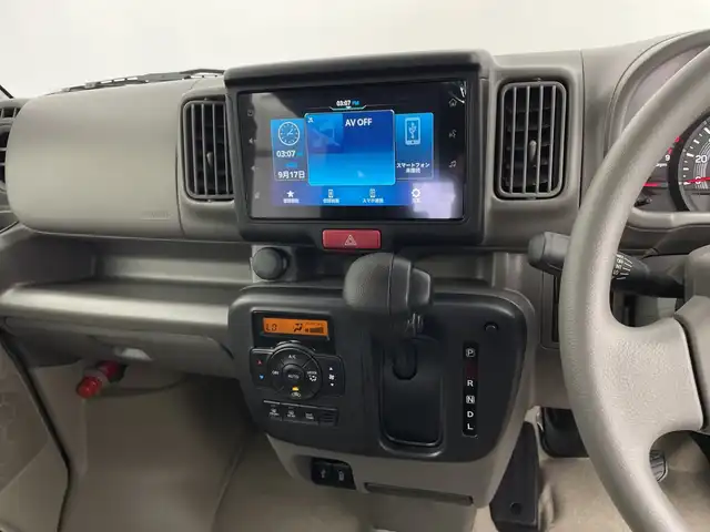 スズキ エブリイ JOINターボ 鹿児島県 2025(令7)年 0.1千km 緑 禁煙車/スズキセーフティーサポート/・衝突被害軽減ブレーキ/・後退時抑制ブレーキ/・車線逸脱警報/純正ディスプレイオーディオ/（Bluetooth/AM/FM）/両側パワースライドドア/ヘッドライトレベライザー/レーンキープアシスト/バックカメラ/シートヒーター/リア席クーラー/USBソケット×２/スマートキー/スペアキー