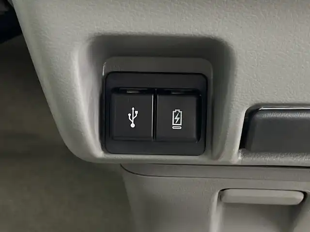 スズキ エブリイ JOINターボ 鹿児島県 2025(令7)年 0.1千km 緑 禁煙車/スズキセーフティーサポート/・衝突被害軽減ブレーキ/・後退時抑制ブレーキ/・車線逸脱警報/純正ディスプレイオーディオ/（Bluetooth/AM/FM）/両側パワースライドドア/ヘッドライトレベライザー/レーンキープアシスト/バックカメラ/シートヒーター/リア席クーラー/USBソケット×２/スマートキー/スペアキー