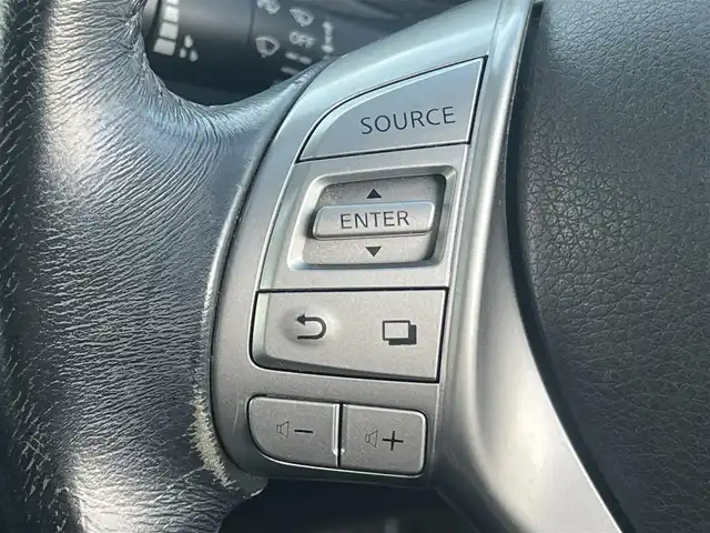 日産 エクストレイル 20Xt ブラックエクストリーマーX エマB 秋田県 2016(平28)年 8.5万km ダイヤモンドブラック ４WD/衝突軽減システム/LEDヘッドライト/純正SDナビ/ワンセグ/全方位カメラ/アラウンドビューモニター/STRANGER SR 18インチアルミ（夏タイヤ装着）/スマートキー/アイドリングストップ/プッシュスタート/クルーズコントロール追従走行無/ダウンヒルアシストコントロール/コーナーセンサー/ステアリングスイッチ/前席シートヒーター/ETC/ルーフレール/センターデフロック/電動リアゲート/純正フロアマット/純正ドアバイザー/オートライト/オートエアコン/パワーステアリング/パワーウィンドウ/横滑り防止/盗難防止装置/寒冷地仕様/電動格納ウィンカーミラー/キーレスエントリー/保証書/取扱説明書/記録簿