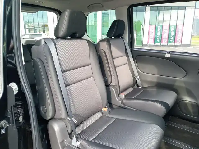 日産 セレナ e－パワー ハイウェイスター 福井県 2020(令2)年 2.2万km ダイヤモンドブラック 純正ディーラーオプションナビ/・（フルセグTV/CD/DVD/Bluetooth）/フリップダウンモニター/全方位カメラ/ETC/両側パワースライドドア/前方衝突予測警報/ブラインドスポットモニター/プロパイロット/パーキングアシスト/デジタルインナーミラー/オートLEDライト/純正15インチAW/純正フロアマット/スマートキー