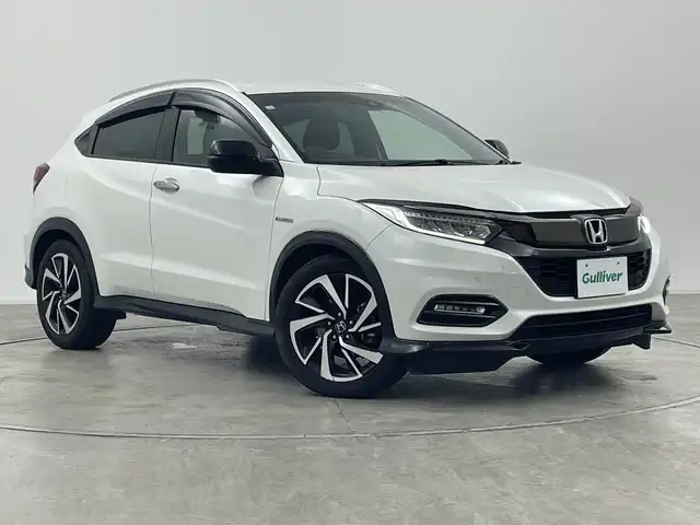 ホンダ ヴェゼル ハイブリッド RS ホンダセンシング 群馬県 2018(平30)年 7.4万km プラチナホワイトパール 純正８型ナビ　フルセグＴＶ　バックカメラ　シートヒーター　プッシュスタート　パドルシフト　アダクティブクルーズコントロール　ステアリングスイッチ　Ｄ席メモリシート　前方ドライブレコーダー　ＥＴＣ