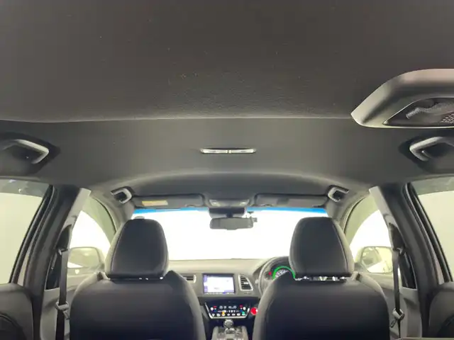 ホンダ ヴェゼル ハイブリッド RS ホンダセンシング 群馬県 2018(平30)年 7.4万km プラチナホワイトパール 純正８型ナビ　フルセグＴＶ　バックカメラ　シートヒーター　プッシュスタート　パドルシフト　アダクティブクルーズコントロール　ステアリングスイッチ　Ｄ席メモリシート　前方ドライブレコーダー　ＥＴＣ