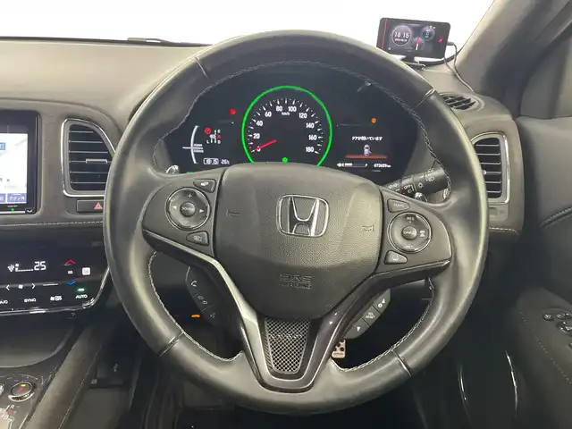 ホンダ ヴェゼル ハイブリッド RS ホンダセンシング 群馬県 2018(平30)年 7.4万km プラチナホワイトパール 純正８型ナビ　フルセグＴＶ　バックカメラ　シートヒーター　プッシュスタート　パドルシフト　アダクティブクルーズコントロール　ステアリングスイッチ　Ｄ席メモリシート　前方ドライブレコーダー　ＥＴＣ