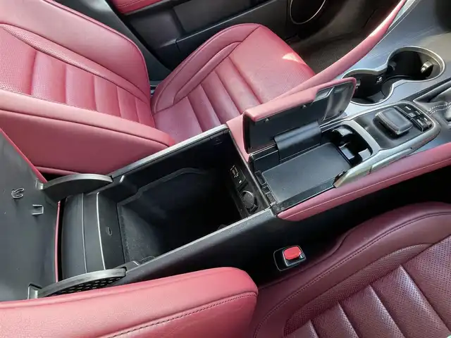 レクサス ＲＸ 450h Fスポーツ 新潟県 2016(平28)年 3.9万km ホワイトノーヴァガラスフレーク 4WD/純正メモリナビ/CD/DVD/BD/BT/フルセグテレビ/バックカメラ/ETC2.0/ドライブレコーダー/サンルーフ/衝突被害軽減ブレーキ/レーンキープアシスト/クルーズコントロール/革シート/パワーシート/シートヒーター /エアシート/ステアリングヒーター/ステアリングスイッチ/パドルシフト/パワーバックドア/コーナーセンサー/スマートキー/プッシュスタート/LEDライト/オートライト/オートハイビーム/フォグランプ/純正20インチアルミホイール