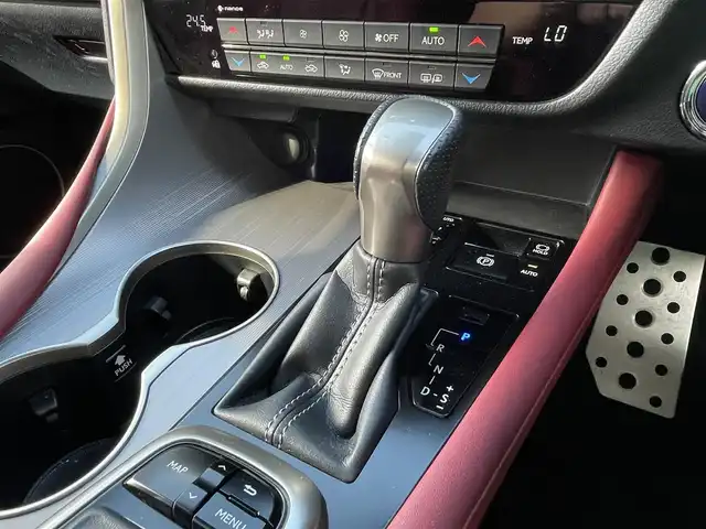 レクサス ＲＸ 450h Fスポーツ 新潟県 2016(平28)年 3.9万km ホワイトノーヴァガラスフレーク 4WD/純正メモリナビ/CD/DVD/BD/BT/フルセグテレビ/バックカメラ/ETC2.0/ドライブレコーダー/サンルーフ/衝突被害軽減ブレーキ/レーンキープアシスト/クルーズコントロール/革シート/パワーシート/シートヒーター /エアシート/ステアリングヒーター/ステアリングスイッチ/パドルシフト/パワーバックドア/コーナーセンサー/スマートキー/プッシュスタート/LEDライト/オートライト/オートハイビーム/フォグランプ/純正20インチアルミホイール