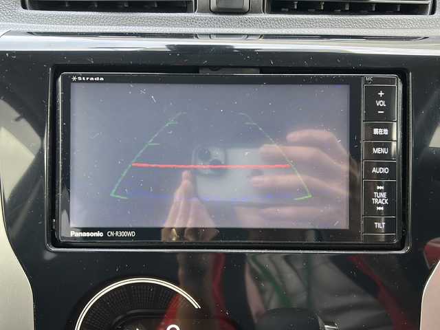 三菱 ｅＫカスタム T e－アシスト 岐阜県 2015(平27)年 6.8万km シルキーホワイト 登録時走行距離67209km/社外ナビ/バックモニター/フルセグテレビ/ドライブレコーダー/ターボチャージャー/LEDヘッドライト/スマートキー/プッシュスタート/オートライト/純正アルミホイール/純正フロアマット/禁煙車/ipod接続/ドアバイザー