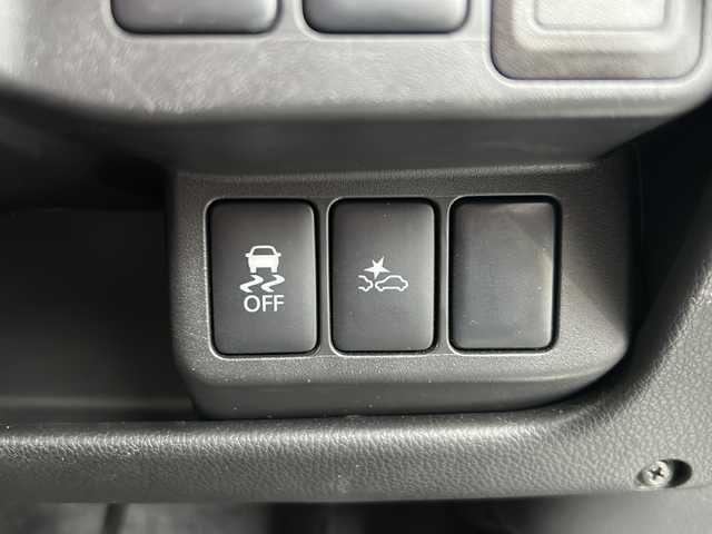 三菱 ｅＫカスタム T e－アシスト 岐阜県 2015(平27)年 6.8万km シルキーホワイト 登録時走行距離67209km/社外ナビ/バックモニター/フルセグテレビ/ドライブレコーダー/ターボチャージャー/LEDヘッドライト/スマートキー/プッシュスタート/オートライト/純正アルミホイール/純正フロアマット/禁煙車/ipod接続/ドアバイザー