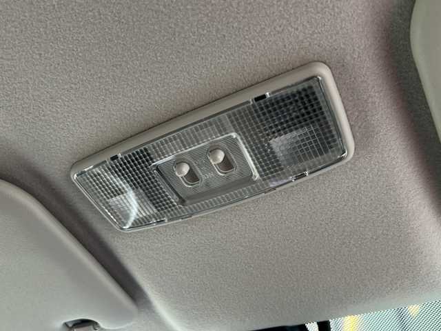 三菱 ｅＫカスタム T e－アシスト 岐阜県 2015(平27)年 6.8万km シルキーホワイト 登録時走行距離67209km/社外ナビ/バックモニター/フルセグテレビ/ドライブレコーダー/ターボチャージャー/LEDヘッドライト/スマートキー/プッシュスタート/オートライト/純正アルミホイール/純正フロアマット/禁煙車/ipod接続/ドアバイザー