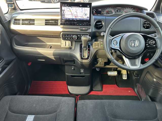 ホンダ Ｎ ＢＯＸ カスタム L スタイル+ブラック 福岡県 2023(令5)年 1.6万km プラチナホワイトパール 純正9型ナビ（BT/フルセグ/DISC)/Bカメラ/両側パワースライドドア/レーダークルーズコントロール/LEDヘッドライト/オートライト/フォグランプ/シートテーブル/無限フロアマット/純正14インチAW/アイドリングストップ/横滑り防止装置/後方コーナーセンサー/レーンキープアシスト/衝突被害軽減システム/後席サンシェード/ステアリングスイッチ/電動パーキングブレーキ/ISOFIX/プラズマクラスター/スマートキー/ETC/保証書/取扱説明書