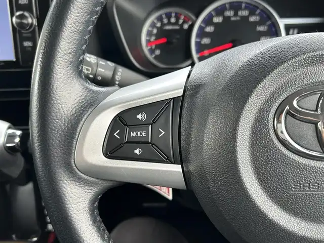 トヨタ タンク カスタムG S 島根県 2017(平29)年 2.7万km ブラックマイカ/マゼンダベリーメタリック 登録時走行距離26235km/ワンオーナー/純正ナビ(Bluetooth/AM/FM/CD/DVD)/フルセグテレビ/前後コーナーセンサー/バックカメラ/両側パワースライドドア/クルーズコントロール/レーンキープアシスト/横滑り防止装置/衝突被害軽減ブレーキ/社外14インチアルミホイール/純正フロアマット/オートライト/LEDヘッドライト/ウィンカーミラー/プッシュスタート/スマートキー(スペアキー×1)/ETC/ドライブレコーダー/禁煙車/取扱説明書/保証書