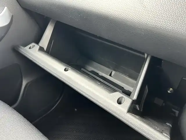 トヨタ タンク カスタムG S 島根県 2017(平29)年 2.7万km ブラックマイカ/マゼンダベリーメタリック 登録時走行距離26235km/ワンオーナー/純正ナビ(Bluetooth/AM/FM/CD/DVD)/フルセグテレビ/前後コーナーセンサー/バックカメラ/両側パワースライドドア/クルーズコントロール/レーンキープアシスト/横滑り防止装置/衝突被害軽減ブレーキ/社外14インチアルミホイール/純正フロアマット/オートライト/LEDヘッドライト/ウィンカーミラー/プッシュスタート/スマートキー(スペアキー×1)/ETC/ドライブレコーダー/禁煙車/取扱説明書/保証書