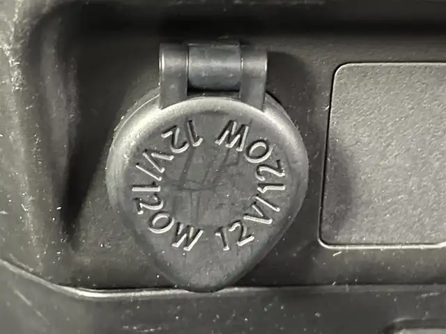 トヨタ ルーミー カスタムG－T 熊本県 2017(平29)年 3.4万km マゼンタベリーマイカM 純正9インチナビNSZT-Y66T/　（CD/DVD/フルセグTV）/バックカメラ/スマートアシストIII/・衝突回避支援ブレーキ機能/・衝突警報機能/・車線逸脱警報機能/・誤発進抑制制御機能/・先行車発進お知らせ機能/・前後コーナーセンサー/クルーズコントロール/ビルトインETC/純正前方ドライブレコーダー/両側パワースライドドア/LEDヘッドライト/オートライト/フォグランプ/横滑り防止装置/スマートキー/プッシュスタート/アイドリングストップ/ステアリングスイッチ/電動格納ミラー/純正１５インチAW/純正フロアマット/取扱説明書