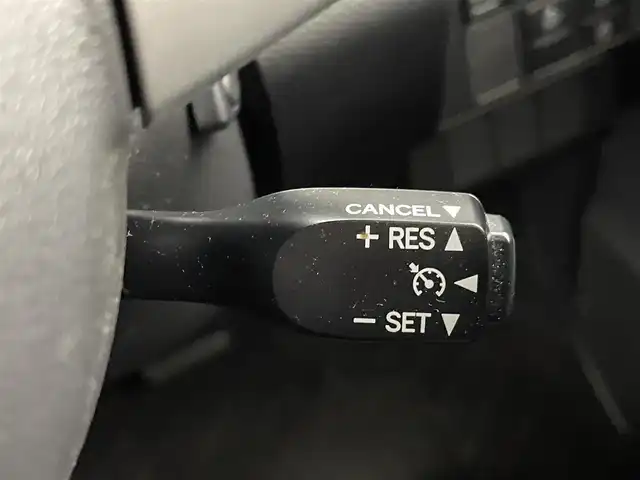 トヨタ ルーミー カスタムG－T 熊本県 2017(平29)年 3.4万km マゼンタベリーマイカM 純正9インチナビNSZT-Y66T/　（CD/DVD/フルセグTV）/バックカメラ/スマートアシストIII/・衝突回避支援ブレーキ機能/・衝突警報機能/・車線逸脱警報機能/・誤発進抑制制御機能/・先行車発進お知らせ機能/・前後コーナーセンサー/クルーズコントロール/ビルトインETC/純正前方ドライブレコーダー/両側パワースライドドア/LEDヘッドライト/オートライト/フォグランプ/横滑り防止装置/スマートキー/プッシュスタート/アイドリングストップ/ステアリングスイッチ/電動格納ミラー/純正１５インチAW/純正フロアマット/取扱説明書