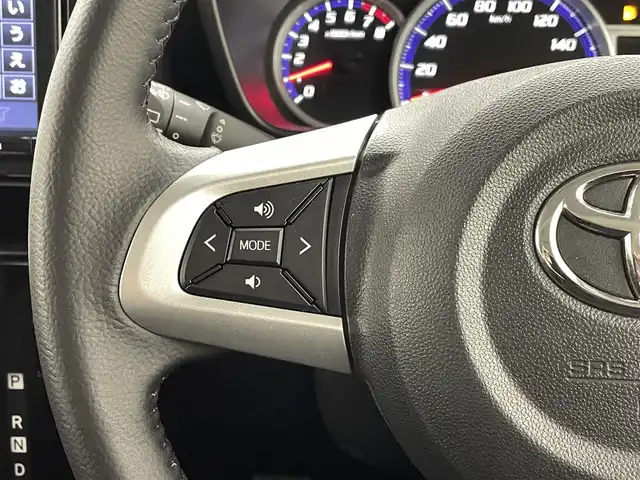 トヨタ ルーミー カスタムG－T 熊本県 2017(平29)年 3.4万km マゼンタベリーマイカM 純正9インチナビNSZT-Y66T/　（CD/DVD/フルセグTV）/バックカメラ/スマートアシストIII/・衝突回避支援ブレーキ機能/・衝突警報機能/・車線逸脱警報機能/・誤発進抑制制御機能/・先行車発進お知らせ機能/・前後コーナーセンサー/クルーズコントロール/ビルトインETC/純正前方ドライブレコーダー/両側パワースライドドア/LEDヘッドライト/オートライト/フォグランプ/横滑り防止装置/スマートキー/プッシュスタート/アイドリングストップ/ステアリングスイッチ/電動格納ミラー/純正１５インチAW/純正フロアマット/取扱説明書