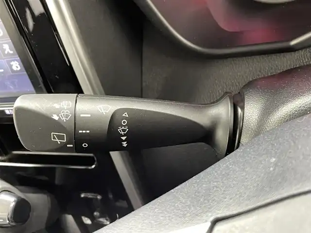 トヨタ ルーミー カスタムG－T 熊本県 2017(平29)年 3.4万km マゼンタベリーマイカM 純正9インチナビNSZT-Y66T/　（CD/DVD/フルセグTV）/バックカメラ/スマートアシストIII/・衝突回避支援ブレーキ機能/・衝突警報機能/・車線逸脱警報機能/・誤発進抑制制御機能/・先行車発進お知らせ機能/・前後コーナーセンサー/クルーズコントロール/ビルトインETC/純正前方ドライブレコーダー/両側パワースライドドア/LEDヘッドライト/オートライト/フォグランプ/横滑り防止装置/スマートキー/プッシュスタート/アイドリングストップ/ステアリングスイッチ/電動格納ミラー/純正１５インチAW/純正フロアマット/取扱説明書