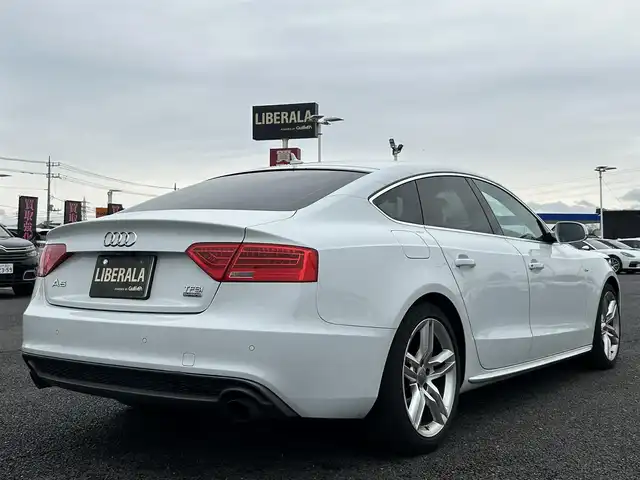 アウディ Ａ５ SB 2．0 TFSI クワトロ 茨城県 2015(平27)年 15.5万km 白 Bカメラ/ETC/パドルシフト/ドライブレコーダー/純正ナビ/BT/SD/CD/DVD/HIDヘッドライト/純正18インチAW