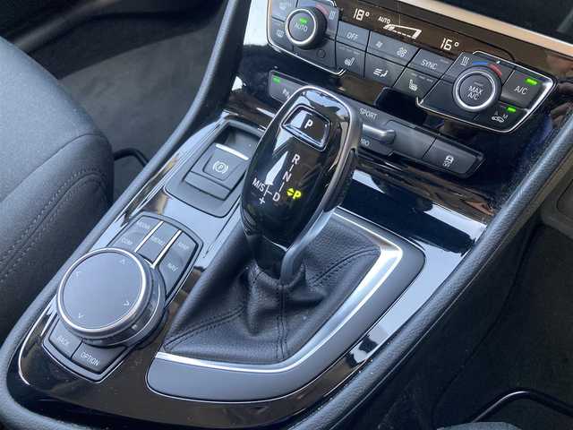 ＢＭＷ ２１８ｉ グランツアラー 熊本県 2019(令1)年 1.8万km アルピンホワイトⅢ ・スマートキー/・プッシュスタート/・インテリジェントセーフティ/・PDC自動起動/・パーキングアシスト/・クルーズコントロール(追従式)/・シートヒーター /・純正HDDナビ/　【DVD・Bluetooth・USB・MSV】/・バックカメラ/・ETC/・パワーバックドア/・LEDヘッドランプ/・LEDフォグランプ/・純正マット