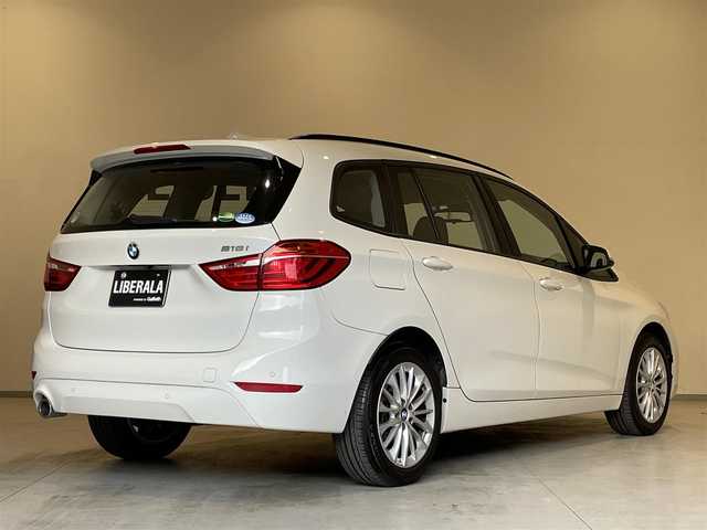 ＢＭＷ ２１８ｉ グランツアラー 熊本県 2019(令1)年 1.8万km アルピンホワイトⅢ ・スマートキー/・プッシュスタート/・インテリジェントセーフティ/・PDC自動起動/・パーキングアシスト/・クルーズコントロール(追従式)/・シートヒーター /・純正HDDナビ/　【DVD・Bluetooth・USB・MSV】/・バックカメラ/・ETC/・パワーバックドア/・LEDヘッドランプ/・LEDフォグランプ/・純正マット