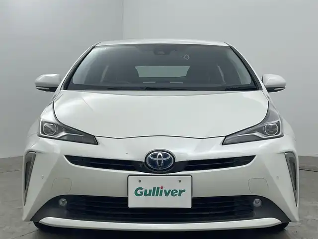 トヨタ プリウス A ツーリングセレクション 岡山県 2020(令2)年 4.8万km ホワイトパールクリスタルシャイン 純正９インチナビ/（フルセグ/Bluetooth/CD/DVD）/パノラミックビューモニター/衝突軽減ブレーキ/追従型クルーズコントロール/ビルトインＥＴＣ２．０/ＬＥＤヘッドライト/オートハイビーム/前席シートヒーター/ドライブレコーダー（前）/パーキングアシスト/純正フロアマット/トノカバー/ブラインドスポットモニター/TVキャンセラー/ISOFIX/ステアリングスイッチ/ヘッドアップディスプレイ/チルトステアリング/シートリフター/ウインカーミラー/ドアバイザー/スマートキー×2/取扱説明書/新車保証書
