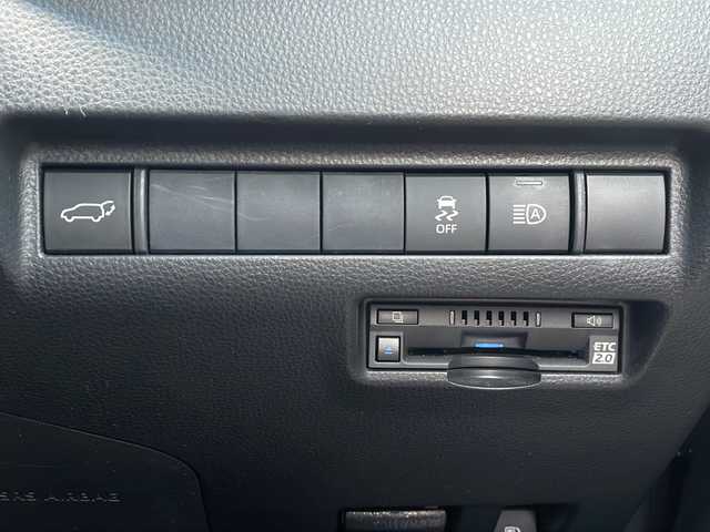 トヨタ ハリアー ハイブリッド Z 三重県 2020(令2)年 5万km プレシャスブラックパール 調光パノラマルーフ/JBLサウンド/純正12.3インチナビ/フルセグTV/バックカメラ/LEDヘッドライト/パワーバックドア/デジタルインナーミラー/ブレーキホールド/セーフティセンス/ETC2.0/追従クルコン/オートハイビーム/純正19インチAW/ハーフレザーシート/全席パワーシート/BSM/オートドアミラー/禁煙車