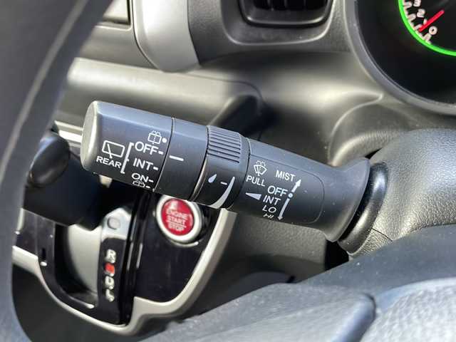 ホンダ Ｎ ＢＯＸ G SSパッケージ 道北・旭川 2015(平27)年 3.9万km プレミアムホワイトパール 純正メモリナビ/CD/DVD/BT/SD/TV/両側パワースライドドア/前席シートヒーター/ミラーヒーター/横滑り防止/純正エンジンスターター/純正フロアマット/ドアバイザー/社外AW付き冬タイヤ積込/保証書/取説/スマートキー/プッシュスタート/保証書/取説