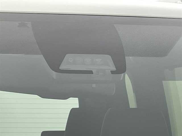 トヨタ エスクァイア Gi プレミアムパッケージ 道央・札幌 2018(平30)年 5万km ホワイトパールクリスタルシャイン ・衝突被害軽減ブレーキ/・レーンキープアシスト/・クルーズコントロール/・オートハイビーム/・アルパインBIGXナビ/・フルセグ/BT/CD/DVD/USB/・バックカメラ/・寒冷地仕様/・両側パワースライドドア/・ハーフレザー/・シートヒーター/・ビルトインETC/・アイドリングストップ/・MTモード付AT/・社外AW付冬タイヤ積込【195/65R15】