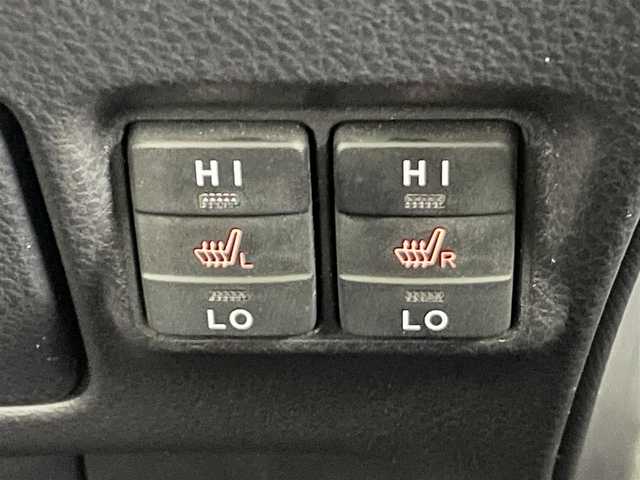トヨタ エスクァイア Gi プレミアムパッケージ 道央・札幌 2018(平30)年 5万km ホワイトパールクリスタルシャイン ・衝突被害軽減ブレーキ/・レーンキープアシスト/・クルーズコントロール/・オートハイビーム/・アルパインBIGXナビ/・フルセグ/BT/CD/DVD/USB/・バックカメラ/・寒冷地仕様/・両側パワースライドドア/・ハーフレザー/・シートヒーター/・ビルトインETC/・アイドリングストップ/・MTモード付AT/・社外AW付冬タイヤ積込【195/65R15】