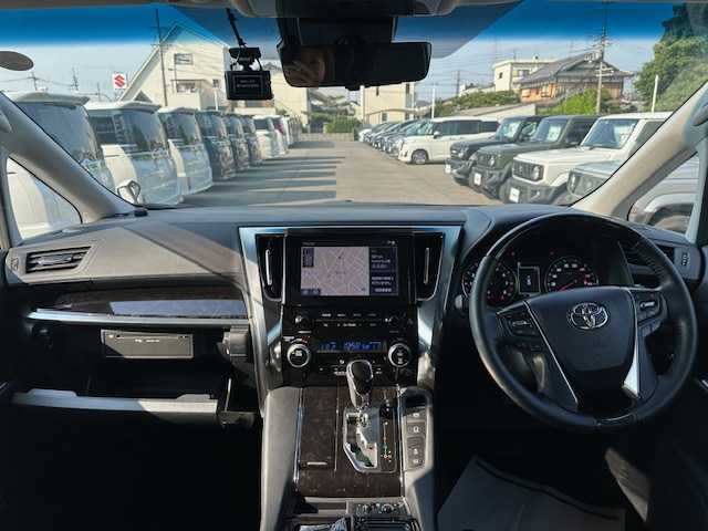 トヨタ アルファード S Cパッケージ 大阪府 2022(令4)年 3.1万km ホワイトパールクリスタルシャイン ダブルサンルーフ/モデリスタエアロ/フリップダウンモニター/純正9型ナビ/フルセグ/Bluetooth/DVD/CD/バックカメラ/三眼LEDヘッドライト/トヨタセーフティセンス/ブラインドスポットモニター/デジタルインナーミラー/ブラックレザーシート/パワーシート/オットマンチェア/シートヒーター/エアシート/電動リアゲート/両側パワースライドドア/スマートキー×2