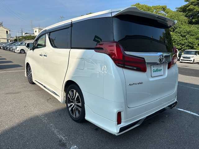 トヨタ アルファード S Cパッケージ 大阪府 2022(令4)年 3.1万km ホワイトパールクリスタルシャイン ダブルサンルーフ/モデリスタエアロ/フリップダウンモニター/純正9型ナビ/フルセグ/Bluetooth/DVD/CD/バックカメラ/三眼LEDヘッドライト/トヨタセーフティセンス/ブラインドスポットモニター/デジタルインナーミラー/ブラックレザーシート/パワーシート/オットマンチェア/シートヒーター/エアシート/電動リアゲート/両側パワースライドドア/スマートキー×2
