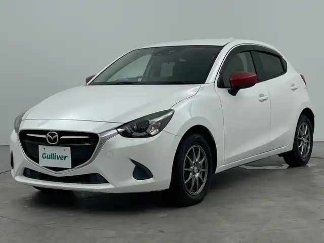 マツダ デミオ 13S ツーリング 三重県 2016(平28)年 2.5万km スノーフレイクホワイトパールマイカ 禁煙車/マツダコネクトナビ/AM/FM/CD/DVD/BT/USB/フルセグTV/バックカメラ/衝突軽減ブレーキ/BSM/LDA/純正ETC/シートヒーター（D席）/ステアリングスイッチ /革巻きステアリング/MTモード付きAT/純正フロアマット/スマートキー/プッシュスタート/社外アルミホイール/オートライト/LEDヘッドライト/HUD