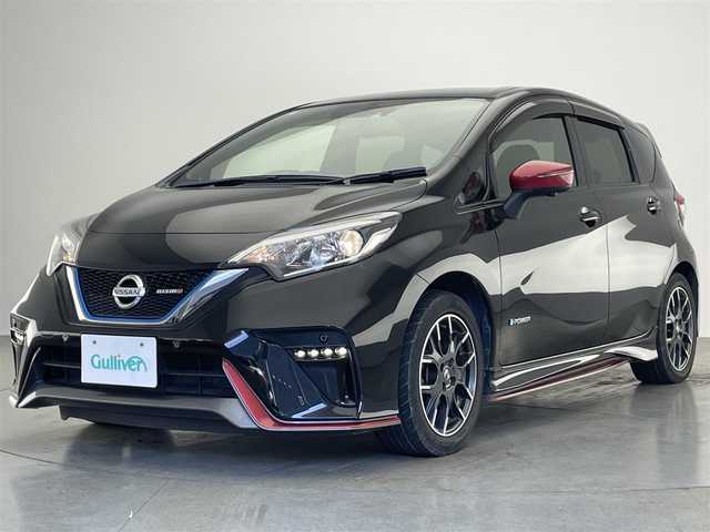 日産 ノート e－パワー ニスモ 愛知県 2017(平29)年 1.7万km スーパーブラック 純正ナビ/・フルセグＴＶ/・Ｂｌｕｅｔｏｏｔｈ/アラウンドビューモニター/デジタルインナーミラー/ＥＴＣ/エマージェンシーブレーキ/踏み間違い防止/レーンキープ/フォグランプ/ニスモ専用シート/スペアキー/禁煙車