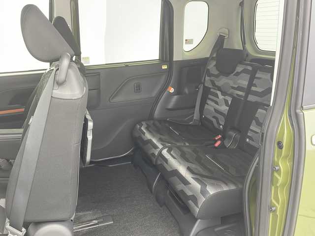 ダイハツ タント ファンクロスターボ 神奈川県 2022(令4)年 2.9万km フォレストカーキメタリック ナビ（NMZK-W72D）/【Bluetooth/フルセグTV/CD/DVD】/ターボ車/両側パワースライドドア/衝突被害軽減ブレーキ/前後コーナーセンサー/アイドリングストップ/シートヒーター/ETC/オートエアコン/ドライブレコーダー/ステアリングスイッチ/LEDオートライト/純正15インチアルミホイール/電動格納ミラー