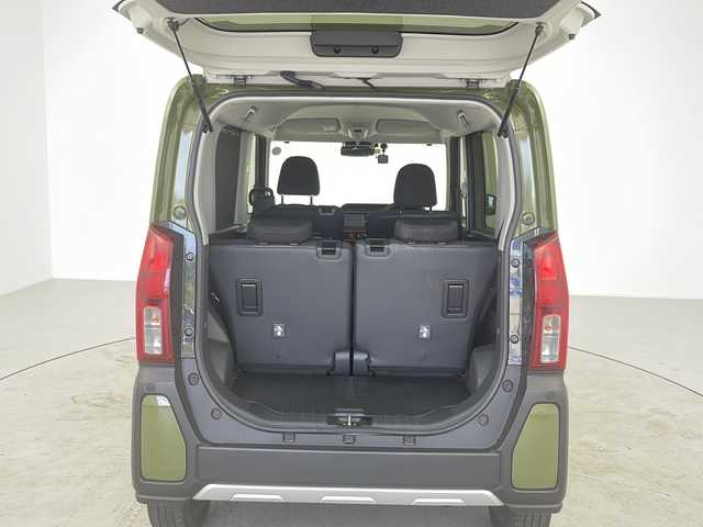 ダイハツ タント ファンクロスターボ 神奈川県 2022(令4)年 2.9万km フォレストカーキメタリック ナビ（NMZK-W72D）/【Bluetooth/フルセグTV/CD/DVD】/ターボ車/両側パワースライドドア/衝突被害軽減ブレーキ/前後コーナーセンサー/アイドリングストップ/シートヒーター/ETC/オートエアコン/ドライブレコーダー/ステアリングスイッチ/LEDオートライト/純正15インチアルミホイール/電動格納ミラー