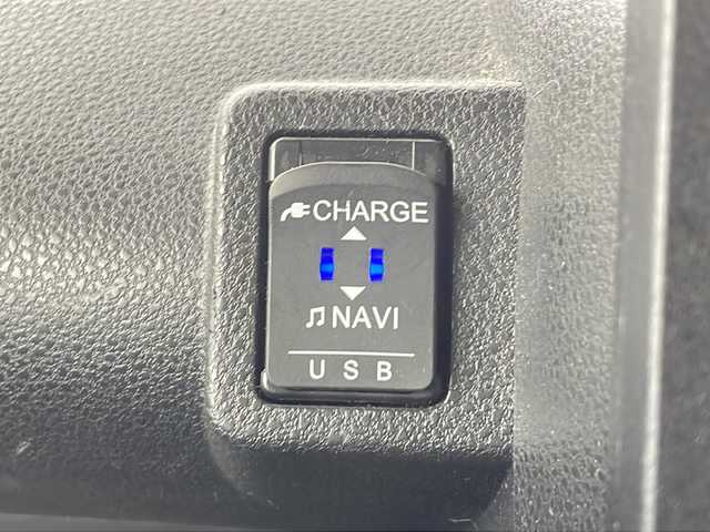 ダイハツ タント ファンクロスターボ 神奈川県 2022(令4)年 2.9万km フォレストカーキメタリック ナビ（NMZK-W72D）/【Bluetooth/フルセグTV/CD/DVD】/ターボ車/両側パワースライドドア/衝突被害軽減ブレーキ/前後コーナーセンサー/アイドリングストップ/シートヒーター/ETC/オートエアコン/ドライブレコーダー/ステアリングスイッチ/LEDオートライト/純正15インチアルミホイール/電動格納ミラー