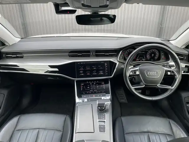 アウディ Ａ７ SB 55TFSIクワトロ デビューパッケージ 福島県 2019(令1)年 4.1万km グレイシアホワイトメタリック アシスタンスパッケージ/・フロントクロストラフィックアシスト・/・アウディプレセンスリヤ/・アウディサイドアシスト/・アウディプレセンス360/・サラウンドビューカメラ/・カーブストーンアシスト/・リヤサイドエアバッグ/・アダプティブウインドウワイパー/ドライビングパッケージ/・ダイナミックオールホイールステアリング/・ダンピングコントロールサスペンション/HDマトリクスLEDヘッドライトレーザーライトパッケージ/純正ナビ(USB/BT/SD)/フルセグTV/アダプティブクルーズコントロール/バーチャルコクピット/黒レザーシート/シートヒーター/パワーシート/純正20AW/取扱説明書/保証書/スペアキー