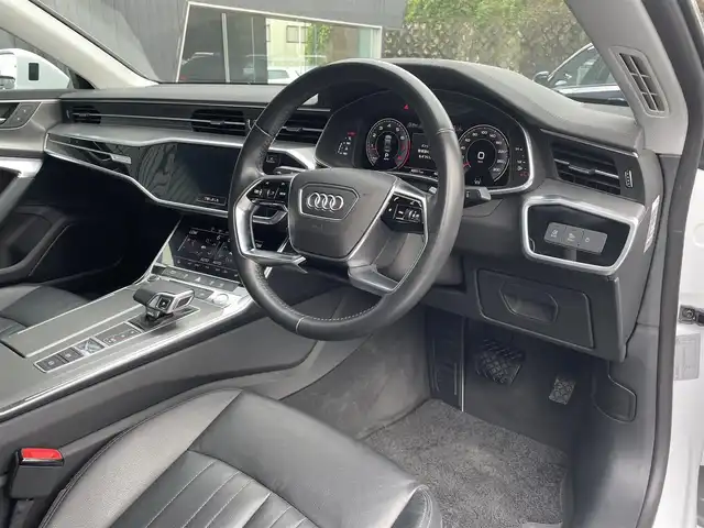 アウディ Ａ７ SB 55TFSIクワトロ デビューパッケージ 福島県 2019(令1)年 4.1万km グレイシアホワイトメタリック アシスタンスパッケージ/・フロントクロストラフィックアシスト・/・アウディプレセンスリヤ/・アウディサイドアシスト/・アウディプレセンス360/・サラウンドビューカメラ/・カーブストーンアシスト/・リヤサイドエアバッグ/・アダプティブウインドウワイパー/ドライビングパッケージ/・ダイナミックオールホイールステアリング/・ダンピングコントロールサスペンション/HDマトリクスLEDヘッドライトレーザーライトパッケージ/純正ナビ(USB/BT/SD)/フルセグTV/アダプティブクルーズコントロール/バーチャルコクピット/黒レザーシート/シートヒーター/パワーシート/純正20AW/取扱説明書/保証書/スペアキー