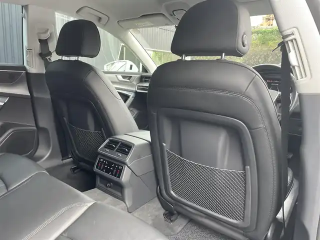 アウディ Ａ７ SB 55TFSIクワトロ デビューパッケージ 福島県 2019(令1)年 4.1万km グレイシアホワイトメタリック アシスタンスパッケージ/・フロントクロストラフィックアシスト・/・アウディプレセンスリヤ/・アウディサイドアシスト/・アウディプレセンス360/・サラウンドビューカメラ/・カーブストーンアシスト/・リヤサイドエアバッグ/・アダプティブウインドウワイパー/ドライビングパッケージ/・ダイナミックオールホイールステアリング/・ダンピングコントロールサスペンション/HDマトリクスLEDヘッドライトレーザーライトパッケージ/純正ナビ(USB/BT/SD)/フルセグTV/アダプティブクルーズコントロール/バーチャルコクピット/黒レザーシート/シートヒーター/パワーシート/純正20AW/取扱説明書/保証書/スペアキー