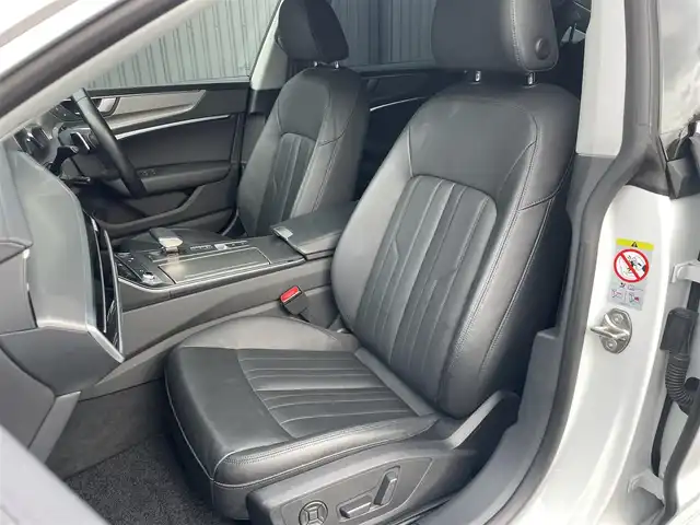 アウディ Ａ７ SB 55TFSIクワトロ デビューパッケージ 福島県 2019(令1)年 4.1万km グレイシアホワイトメタリック アシスタンスパッケージ/・フロントクロストラフィックアシスト・/・アウディプレセンスリヤ/・アウディサイドアシスト/・アウディプレセンス360/・サラウンドビューカメラ/・カーブストーンアシスト/・リヤサイドエアバッグ/・アダプティブウインドウワイパー/ドライビングパッケージ/・ダイナミックオールホイールステアリング/・ダンピングコントロールサスペンション/HDマトリクスLEDヘッドライトレーザーライトパッケージ/純正ナビ(USB/BT/SD)/フルセグTV/アダプティブクルーズコントロール/バーチャルコクピット/黒レザーシート/シートヒーター/パワーシート/純正20AW/取扱説明書/保証書/スペアキー