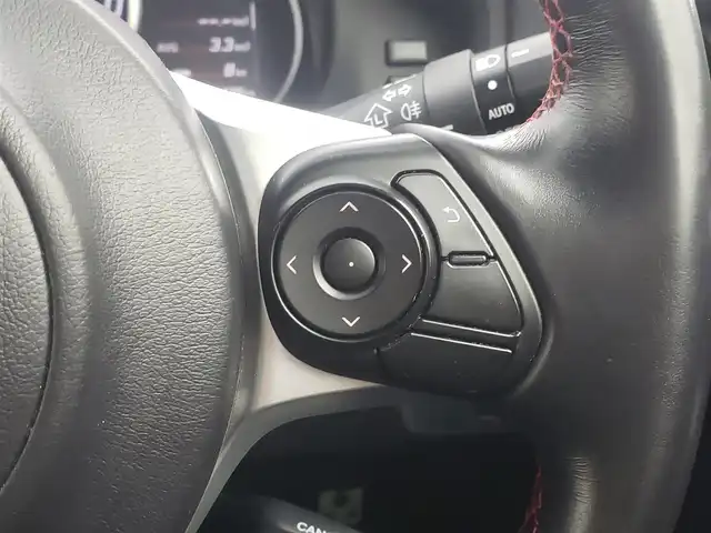 トヨタ ８６ GT 愛知県 2019(平31)年 8.2万km クリスタルホワイトパール ６F/BLITZダイレクトサクションパイプ/BLITZ車高調/TYPE HUTキャリパー/マフラーカッター/社外フロントスポイラー/スワンネッグリアウィング/社外ディスプレイオーディオ/・Bluetooth/・FM/AM/クルーズコントロール/革巻きステアリング/ステアリングリモコン/バックカメラ/社外USB/ETC