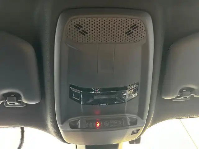 プジョー ２００８ GTライン 石川県 2020(令2)年 3.9万km 赤 衝突軽減ブレーキ/アダプティブクルーズコントロール/ブラインドスポットモニター/レーンキープアシスト/ＡｐｐｌｅＣａｒＰｌａｙ/バックカメラ/サイドカメラ/クリアランスソナー/ＥＴＣ/ＬＥＤライト